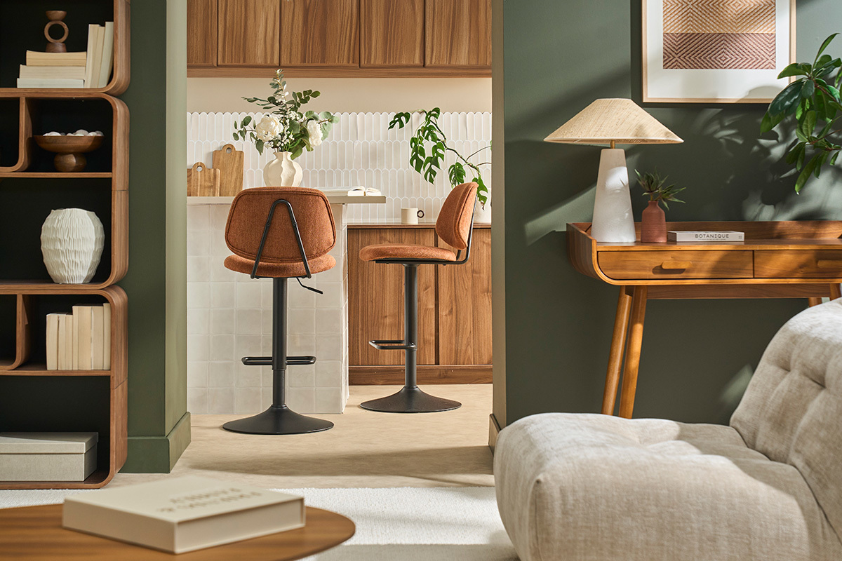 Sgabelli da bar design reclinabili in tessuto effetto velluto terra bruciata e metallo nero BARNET (set di 2)