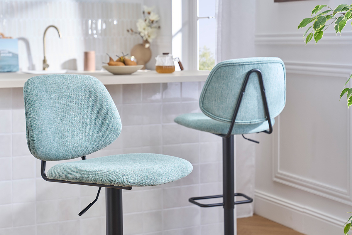 Sgabelli da bar design regolabili in tessuto effetto velluto testurato verde celadon e metallo nero BARNET (set di 2)