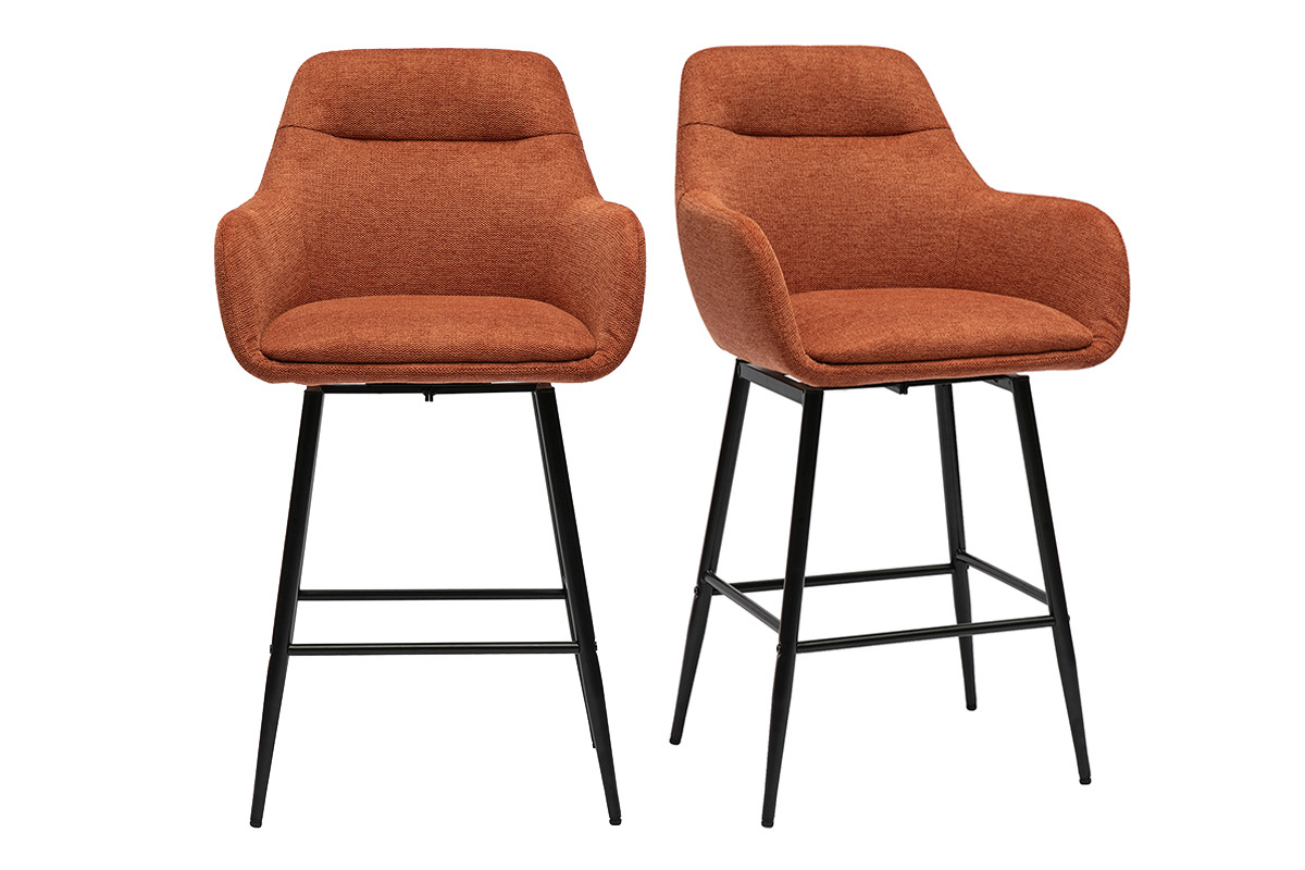 Sgabelli ALESS in tessuto terra bruciata e metallo, vista frontale.