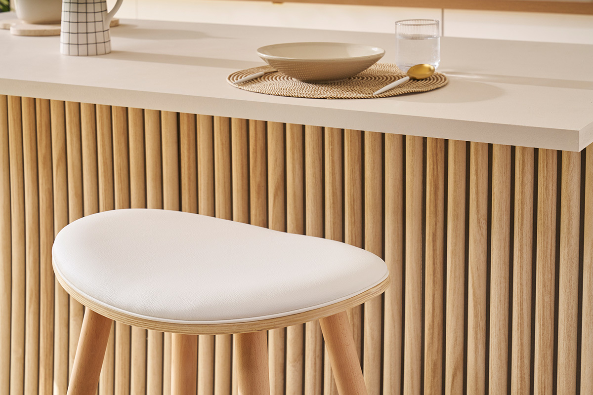 Sgabelli da bar legno chiaro e bianco H65 cm (set di 2) MEADOW