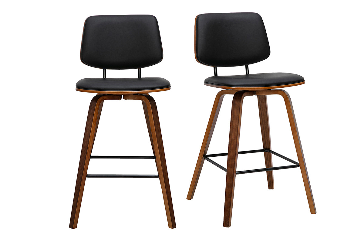 Set di 2 sgabelli da bar neri e in legno scuro, H66 cm, vista frontale.
