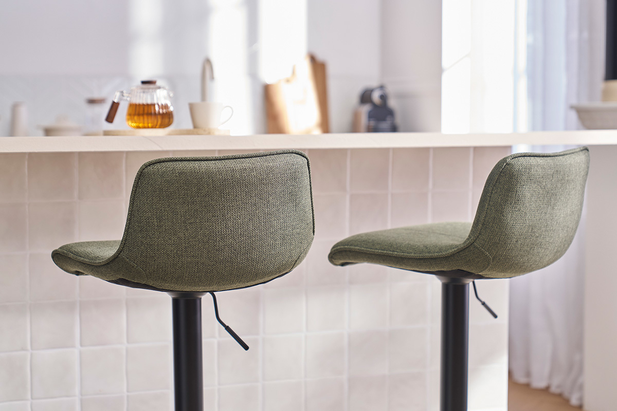 Sgabelli da bar regolabili girevoli a 360� in tessuto verde kaki e metallo nero (set di 2) BOOST