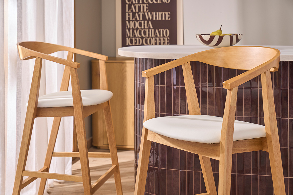 Sgabelli da bar scandinavi bianchi e legno chiaro H66.5 cm (lotto di 2) BAHIA