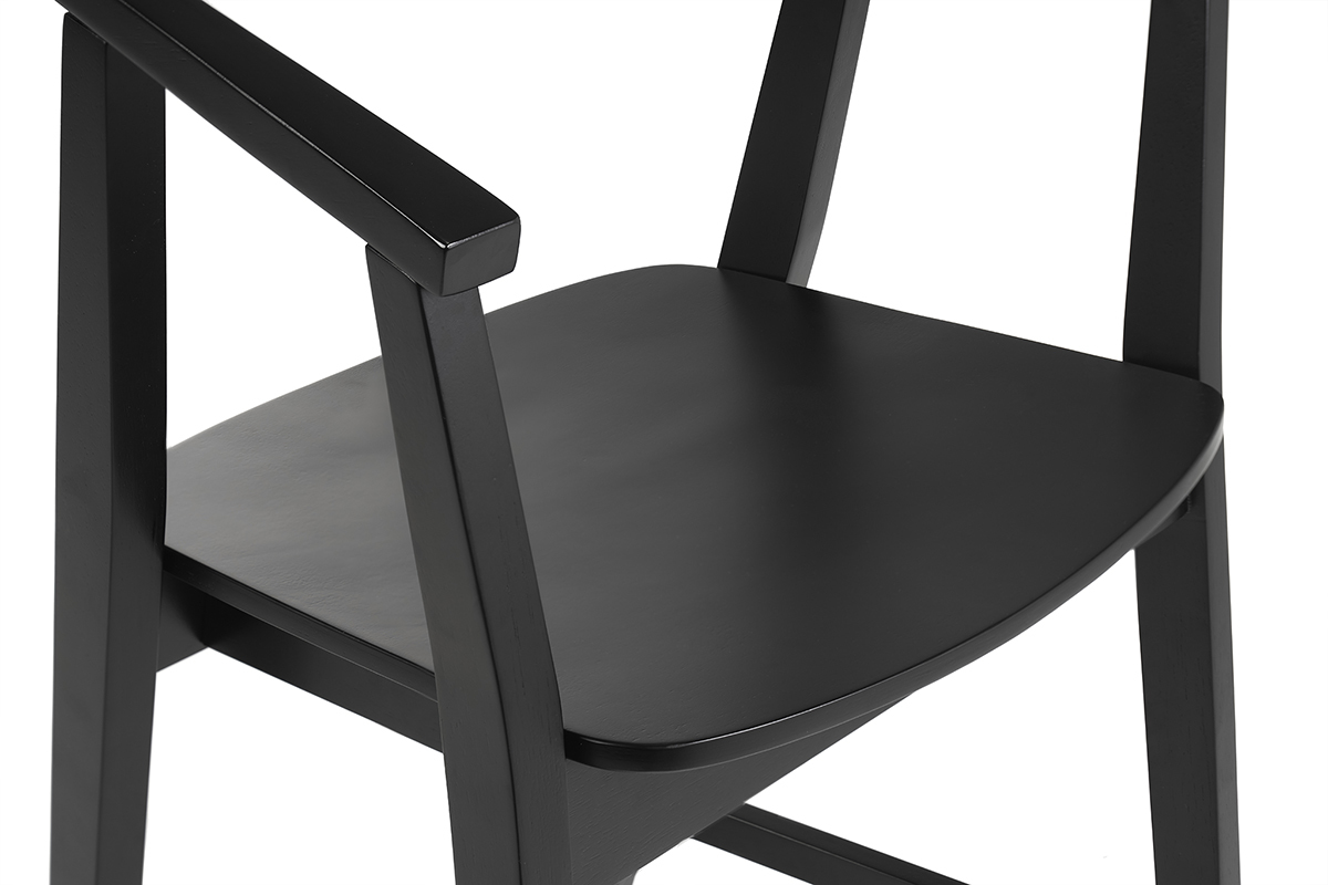 Vista ravvicinata di uno sgabello da bar in legno nero BAHIA.