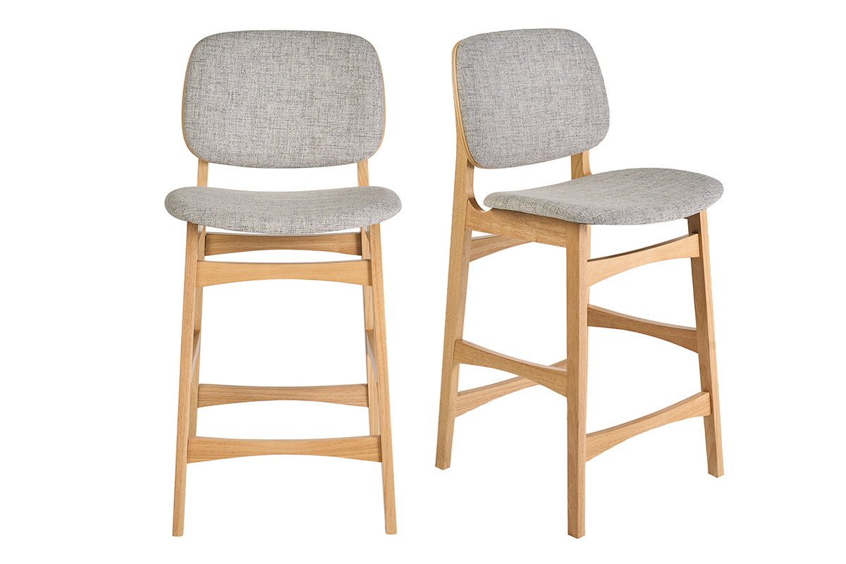 Set di 2 sgabelli scandinavi in legno chiaro di frassino e tessuto grigio chiaro, vista frontale
