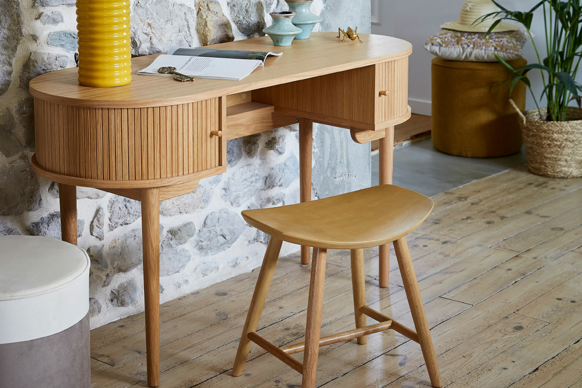 Sgabello basso in legno scuro H46.5 DEMORY