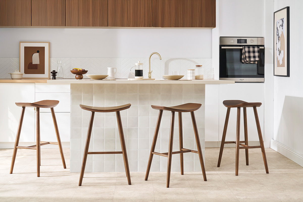 Sgabello da bar design noce H72 cm DEMORY