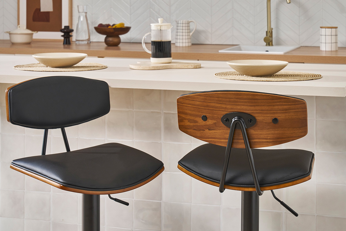 Sgabello da bar design regolabile nero e legno scuro VASCO