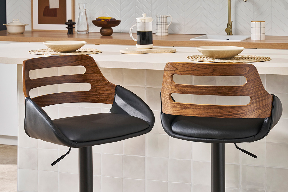 Sgabello da bar regolabile design nero e noce PERNIK