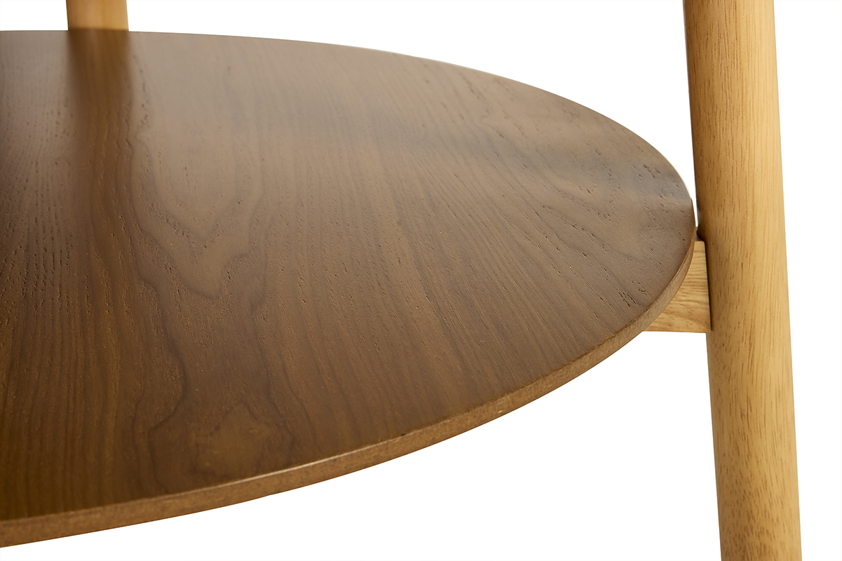 Tavolino da caff� rotondo in legno chiaro, vista ravvicinata del piano e delle gambe in hevea.