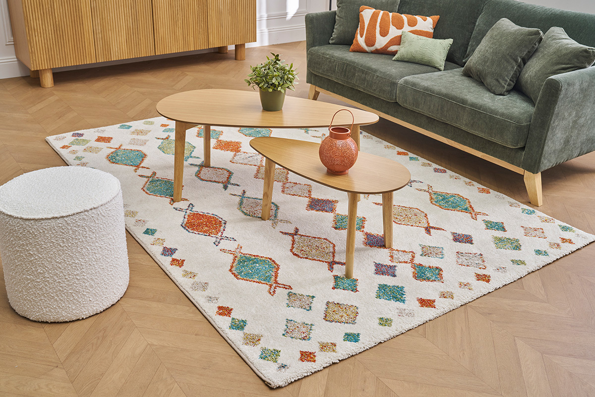 Tappeto rettangolare di ispirazione berbera beige con motivo multicolore 160 x 230 cm NAMI