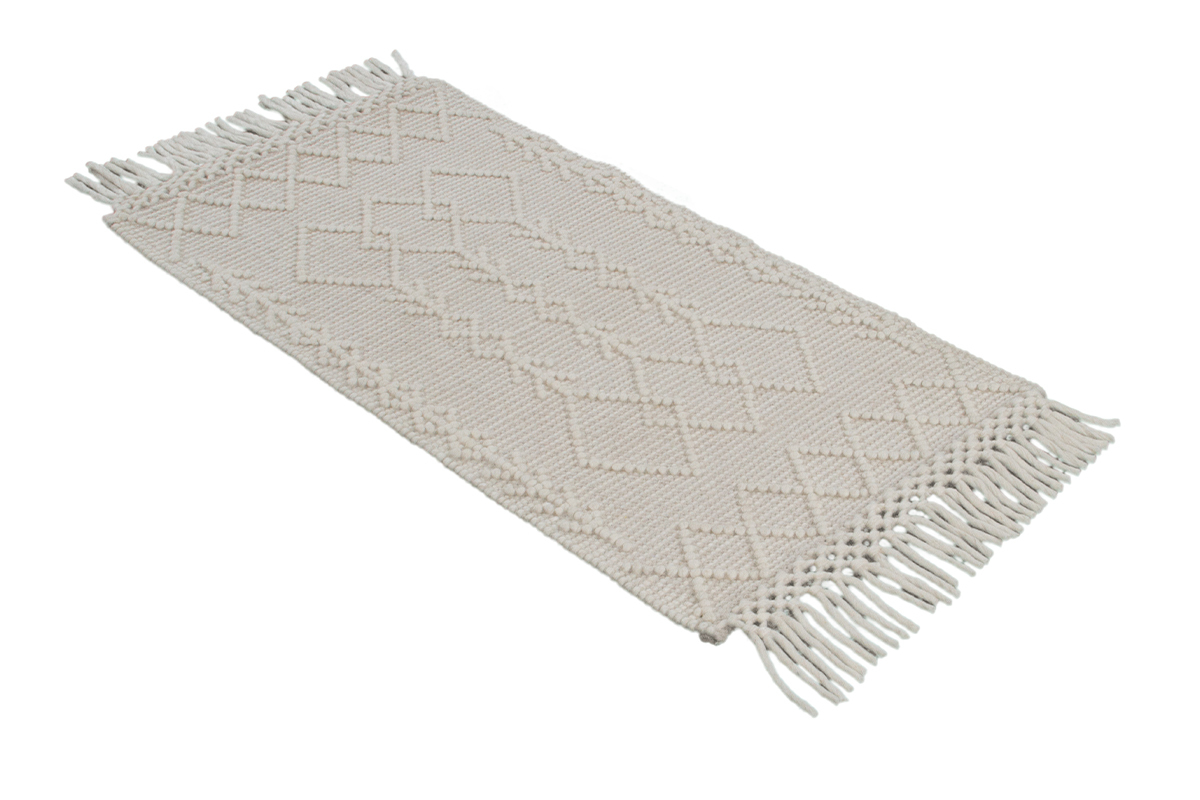 Tappeto tessuto a mano cru con motivi a rilievo e frange 60 x 120 cm DENALI