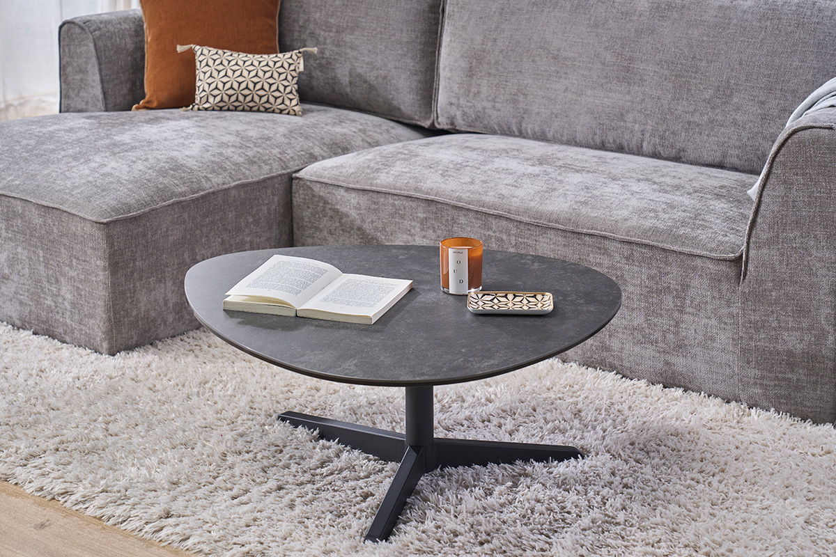 Tavolino basso design in ceramica nera e metallo L84 cm LEWA