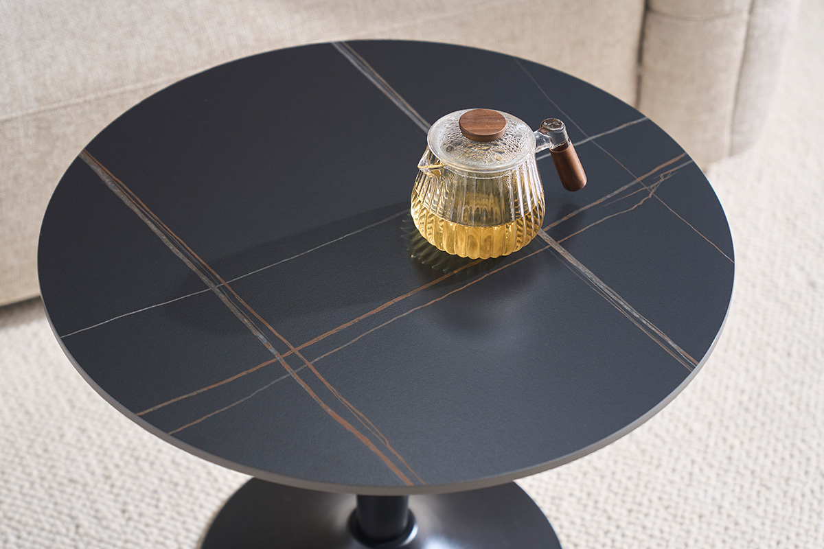 Tavolino basso design rotondo in ceramica nera e metallo D60 cm MALOU