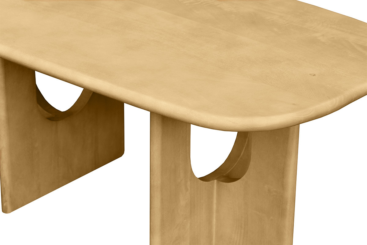 Tavolino da caff� di design in massello di mango, vista ravvicinata del piano con bordi arrotondati.