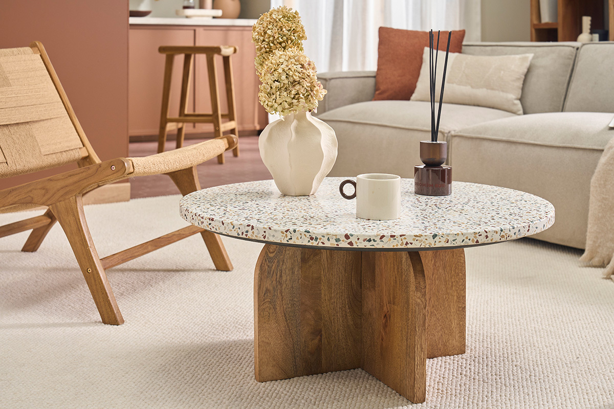 Tavolino basso rotondo in terrazzo e legno chiaro di mango massiccio D79.5 cm NESSA