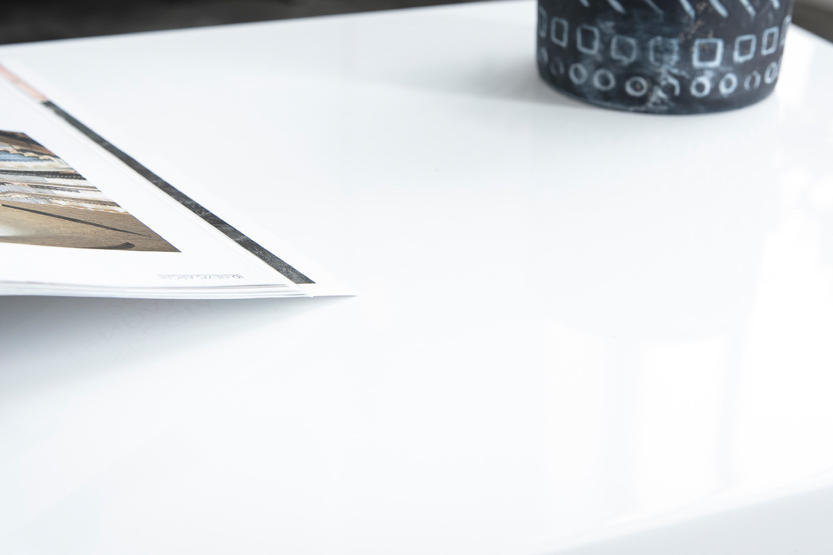 Tavolino design bianco ROXIE