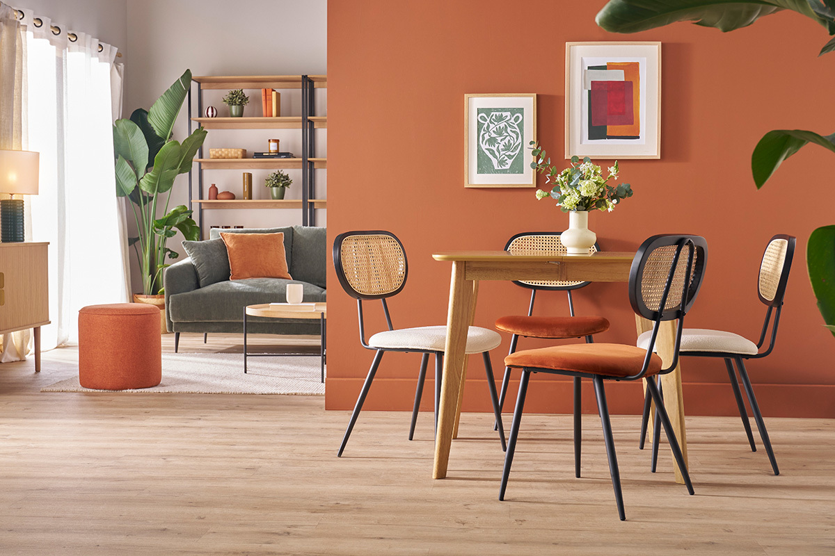 Tavolo da pranzo allungabile scandinavo quadrato in legno chiaro L90-130 LEENA