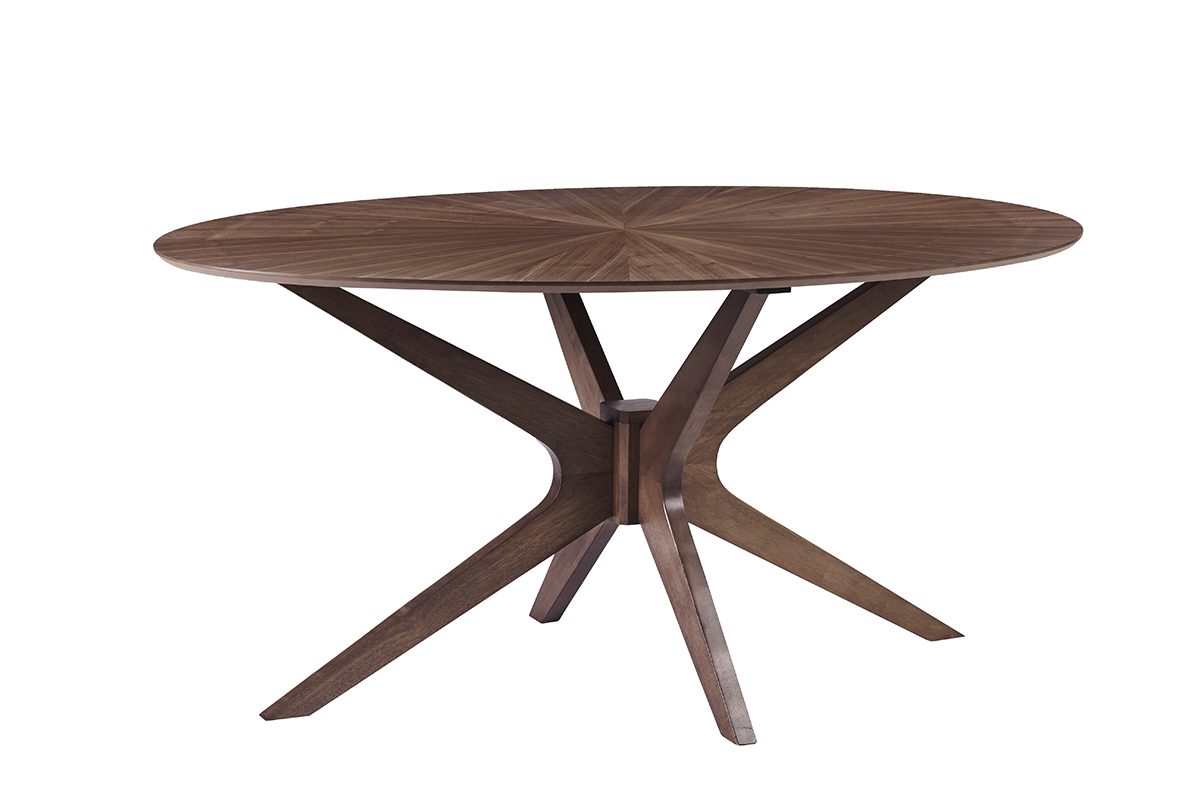 Tavolo da pranzo ovale in noce, base scolpita in hevea, vista da 3/4.