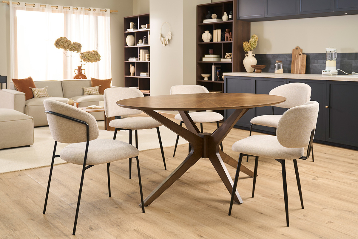 Tavolo da pranzo design ovale in noce L160 cm DIELLI