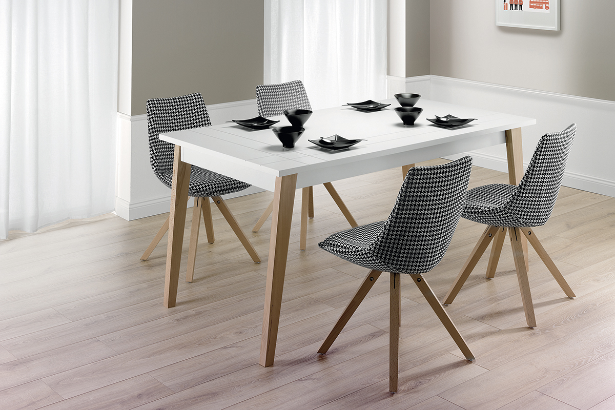 Tavolo da pranzo estensibile laccato bianco opaco e legno L160-250 ADORNA