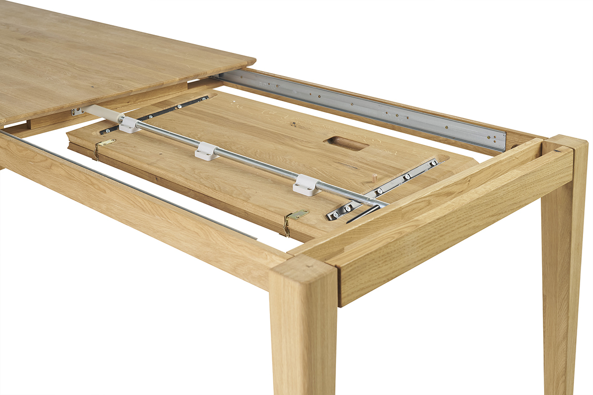 Tavolo da pranzo rettangolare allungabile con prolunga integrata in legno chiaro di rovere massiccio L160-245 cm NELYA