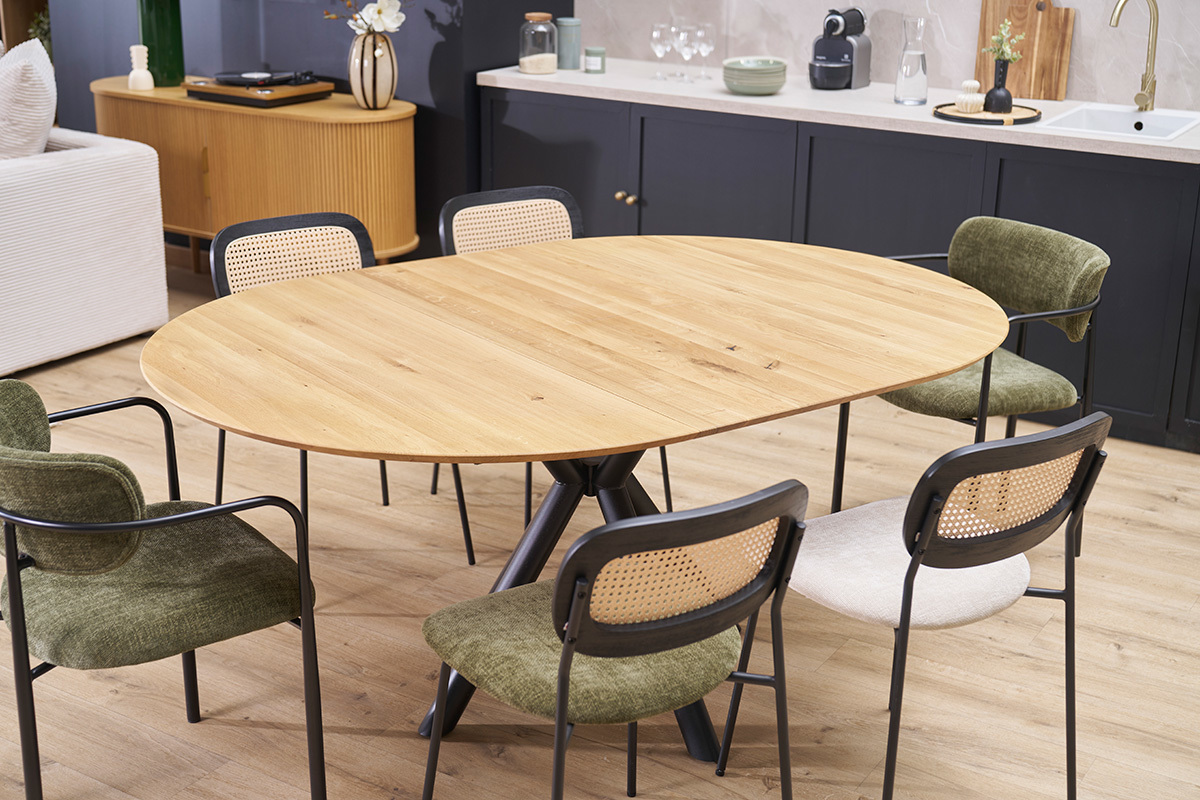 Tavolo da pranzo rotondo allungabile in legno chiaro di rovere massello L120-170 cm OLGA