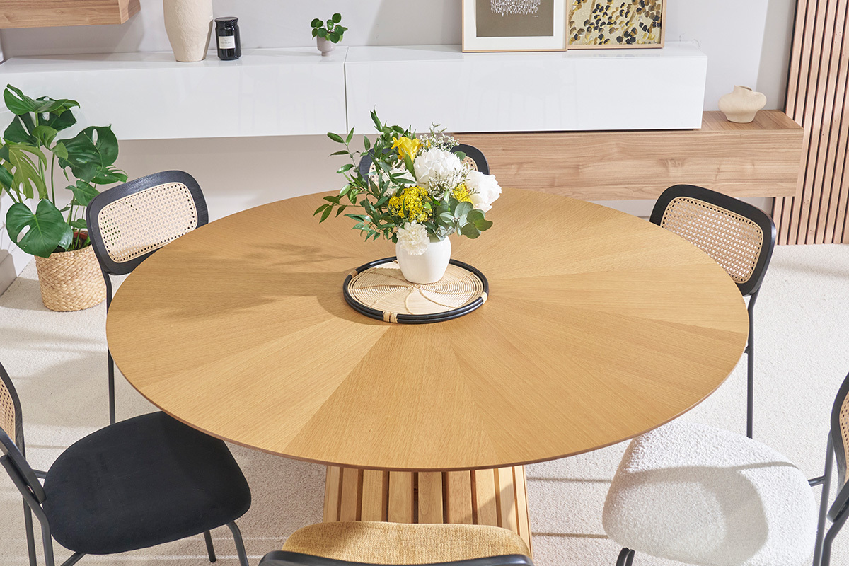 Tavolo rotondo in legno chiaro di quercia D137 cm DITA