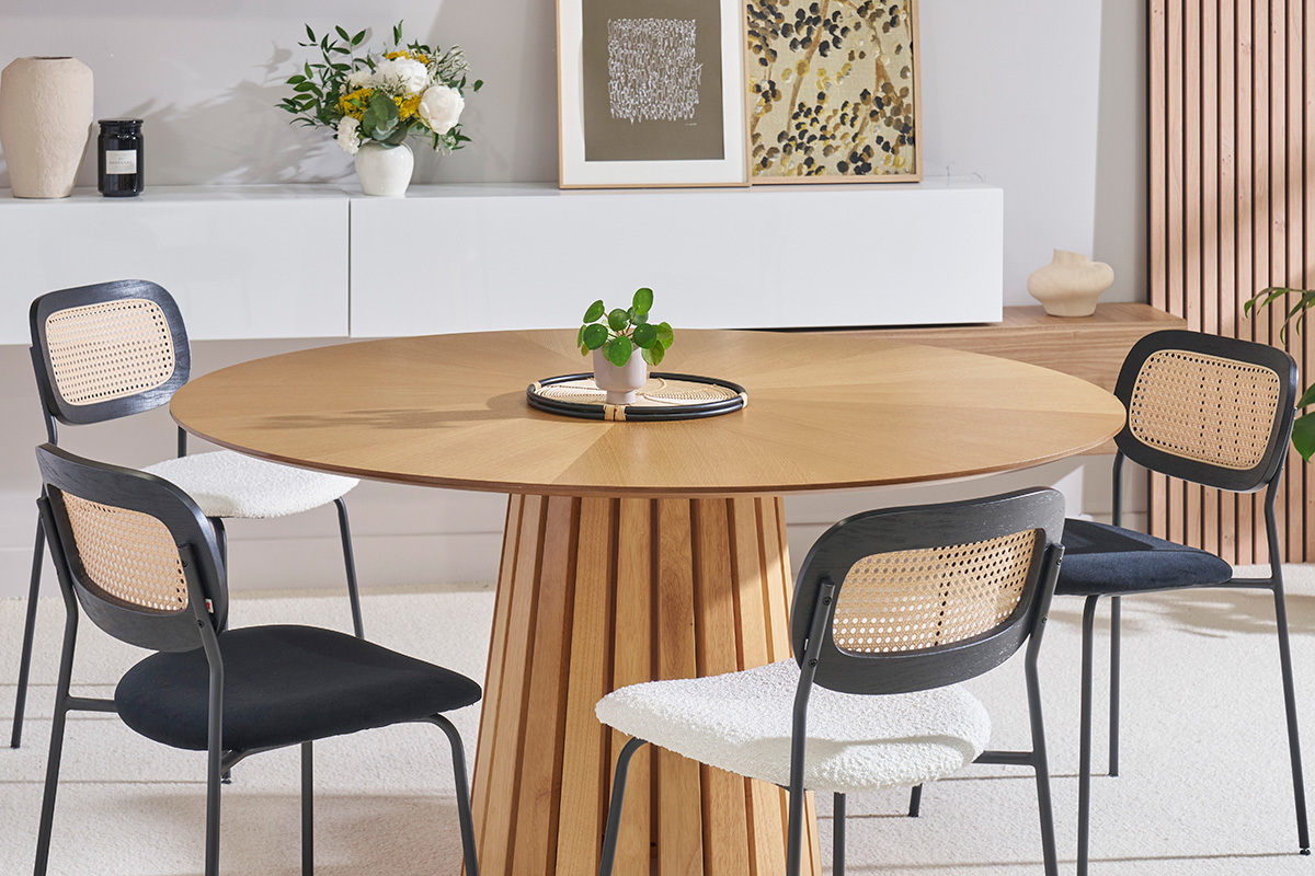 Tavolo rotondo in legno chiaro di quercia D137 cm DITA